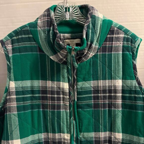 Quilted Flannel Padded Vest Womens Size 22/24W Green Plaid Pockets Casual Layer - Picture 2 of 16